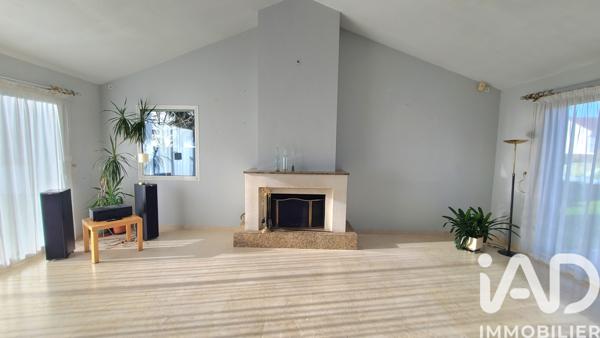 Maison à vendre 7 pièces 200 m² Saint-Sébastien-sur-Loire