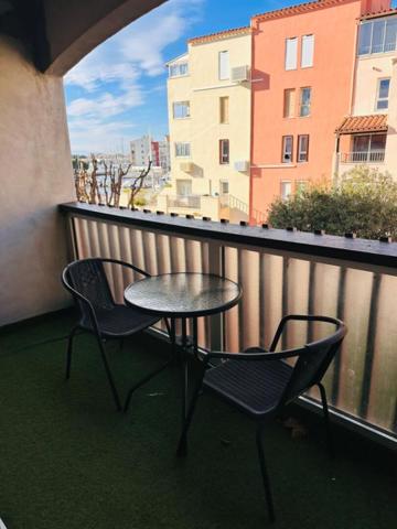 Rénové avec terrasse, Port d'Agde