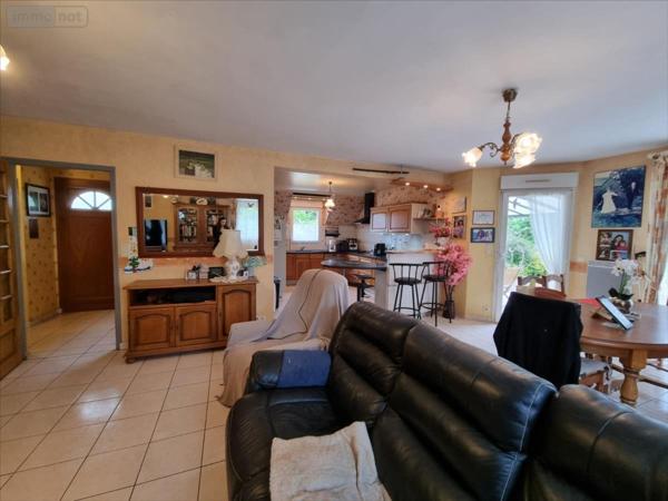 Maison à vendre à Callac dans les Côtes-d'Armor (22160), ref : 29066-1082515