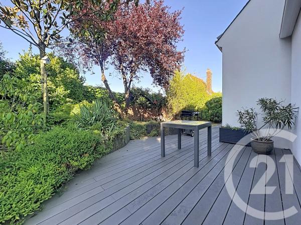 Maison à vendre  6 pièces - 179 m 2   ROYE  - 80