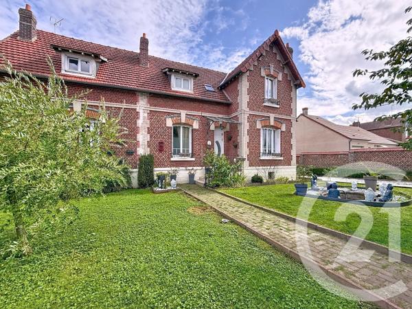 Maison à vendre  6 pièces - 179 m 2   ROYE  - 80