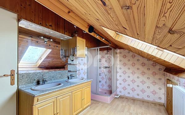 Maison à vendre    6 pièces •  Viarmes