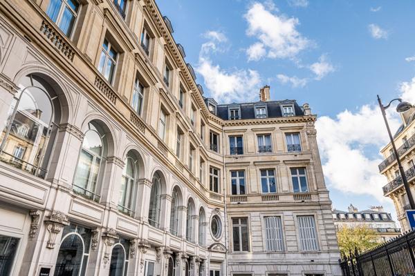 Vente Appartement de luxe Paris 8 4 Pièces 180 m²