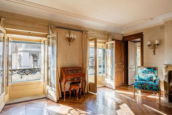 Vente Appartement de luxe Paris 8 4 Pièces 180 m²