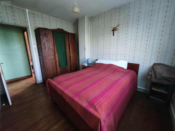 Maison à vendre à Saint-Mamet-la-Salvetat dans le Cantal (15220), ref : 059-2032