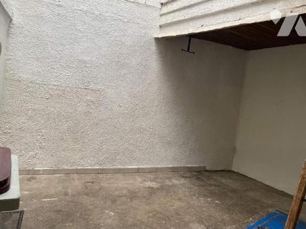 BAISSE DE PRIX :
A VENDRE à proximité du Centre ville, du Parc d'Emonville, une maison ABBEVIL...