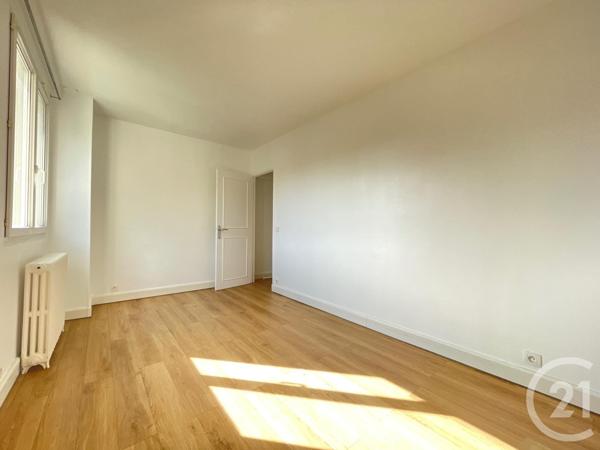 Appartement F5 à vendre  5 pièces - 78,18 m2 BOUGIVAL - 78