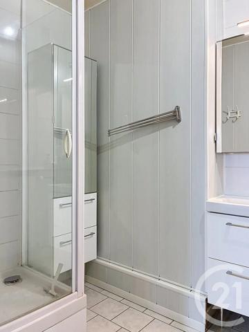 Appartement F3 à vendre  4 pièces - 68 m 2   REIMS  - 51