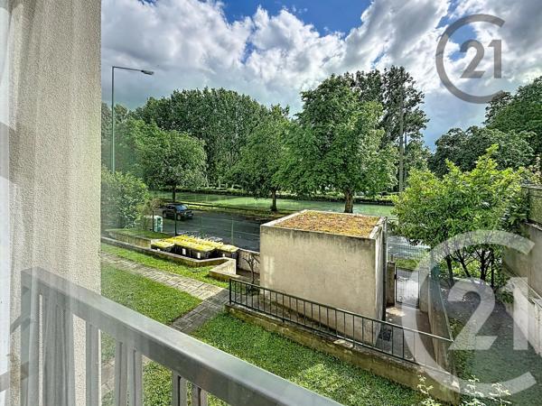 Appartement F3 à vendre  4 pièces - 68 m 2   REIMS  - 51