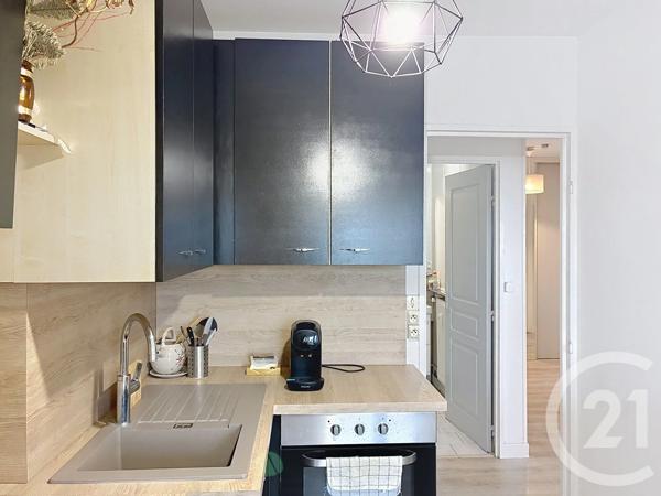 Appartement F3 à vendre  4 pièces - 68 m 2   REIMS  - 51