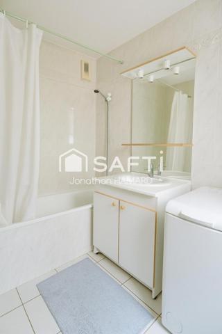 Appartement T2 avec cave et parking, quartier calme proche hypercentre de Nantes