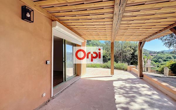 Maison à louer    3 pièces • 50 m2 Porto-Vecchio