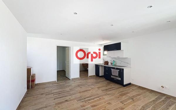 Maison à louer    3 pièces • 50 m2 Porto-Vecchio