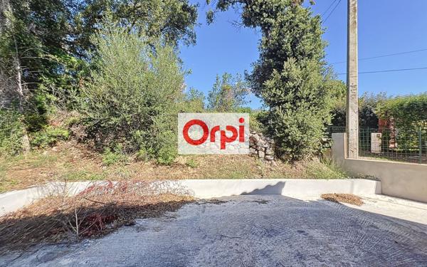 Maison à louer    3 pièces • 50 m2 Porto-Vecchio