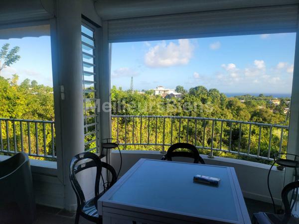 MAGNIFIQUE APPARTEMENT T4 VUE MER