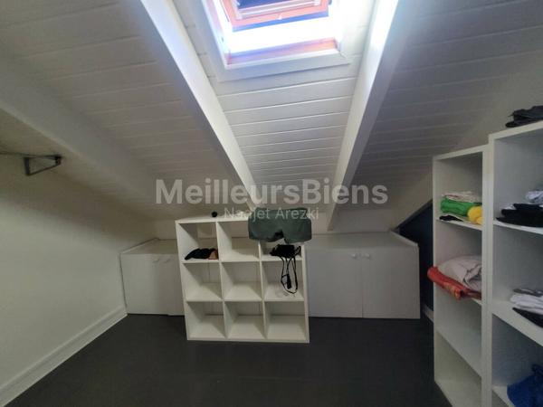MAGNIFIQUE APPARTEMENT T4 VUE MER