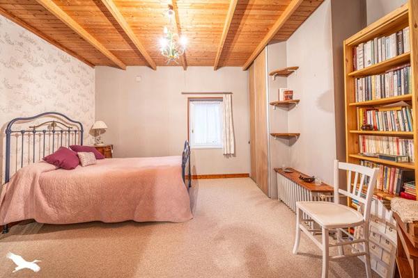 Maison à vendre |  Saint-Hilaire-la-Palud |  6 pièces | 136 m²