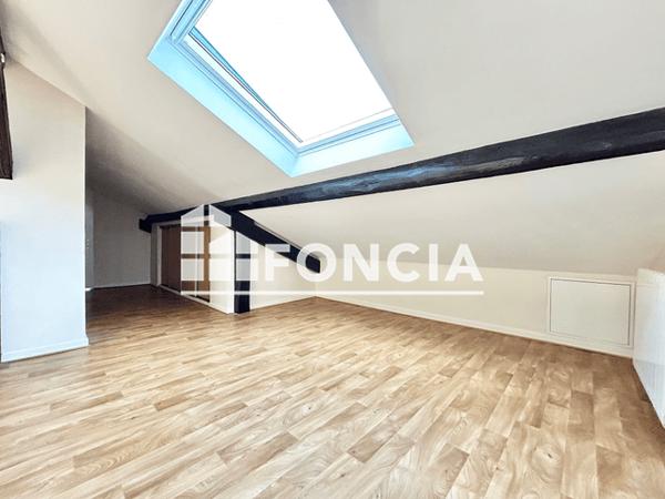 Location Appartement 2 pièces 49.5 m² - 76 RUE DE METZ Talange 57525