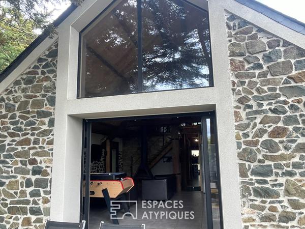 Belles prestations pour ce cocon au coeur de la nature, piscine couverte, 500m de la plage