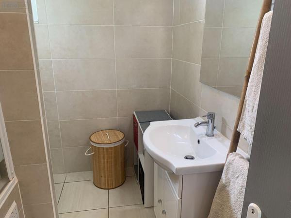 Pavillon à louer à La-Riviere à la Réunion (97421), ref : 97405/256   
Hauts de la Rivière