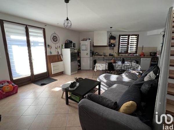 Maison 3 pièces de 72 m² à Auriol (13390)