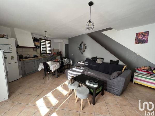 Maison 3 pièces de 72 m² à Auriol (13390)