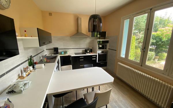 Maison à vendre    3 pièces •  Couzeix