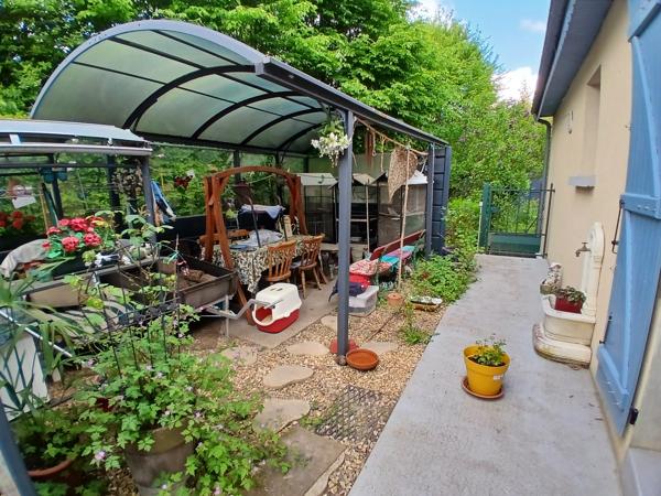À vendre - Maison, 5 pièces située à Le Lude (72800)