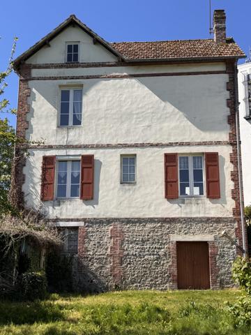 À vendre - Maison bourgeoise, 4 pièces située à Honfleur (14600)