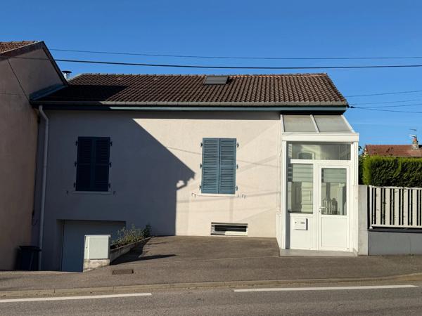 LUNEVILLE AGREABLE MAISON DE VILLE