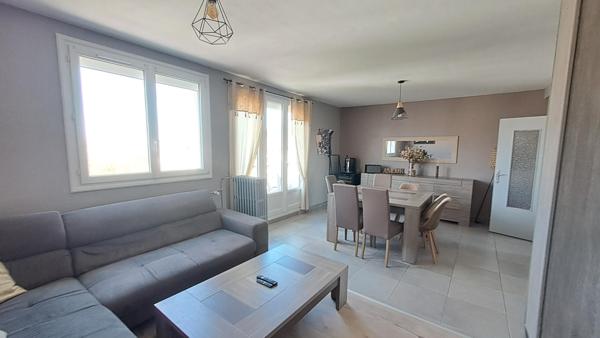 Vesoul appartement lumineux avec balcon