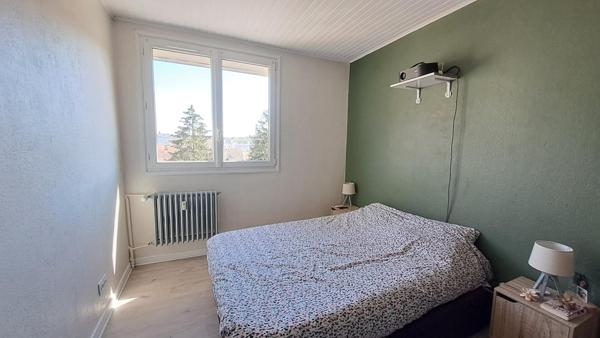Vesoul appartement lumineux avec balcon