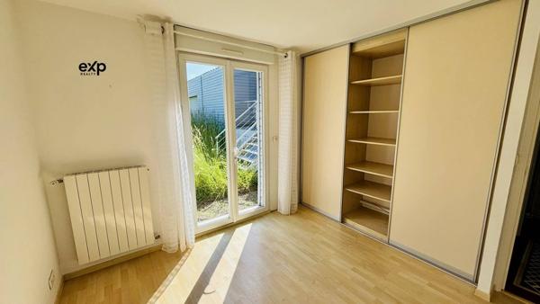 Maison 5 pièces 136 m2 avec piscine.