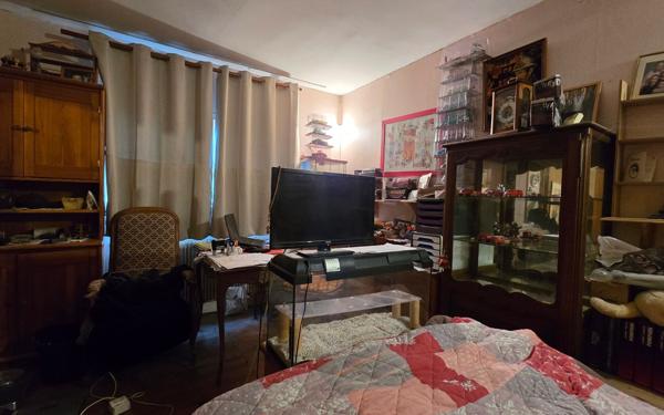 Immeuble à vendre    6 pièces • 140 m2 Vernon