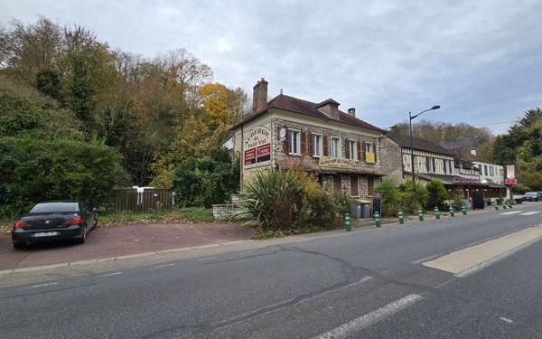 Immeuble à vendre    6 pièces • 140 m2 Vernon