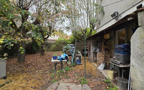 Immeuble à vendre    6 pièces • 140 m2 Vernon