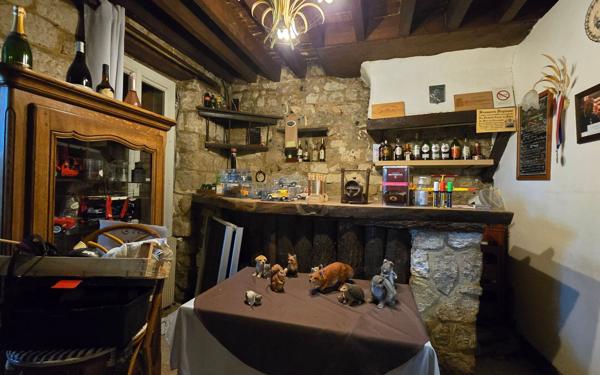 Immeuble à vendre    6 pièces • 140 m2 Vernon