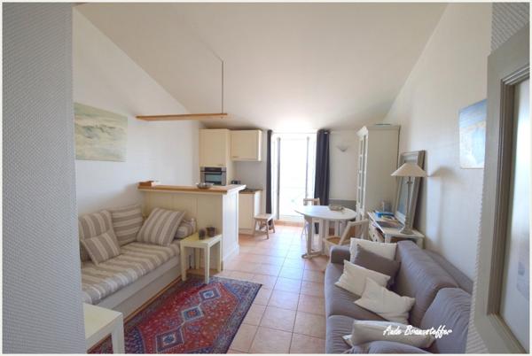 Appartement à vendre 1 pièces LA FLOTTE (17)