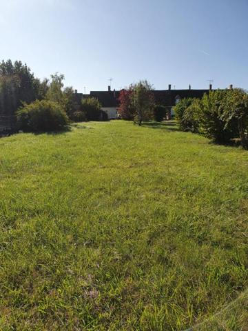 Maison de bourg 90 m2 avec beau terrain de 1200 m2