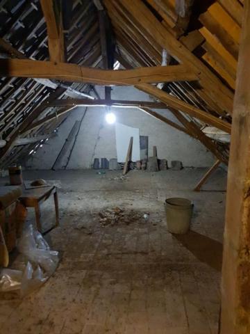 Maison de bourg 90 m2 avec beau terrain de 1200 m2