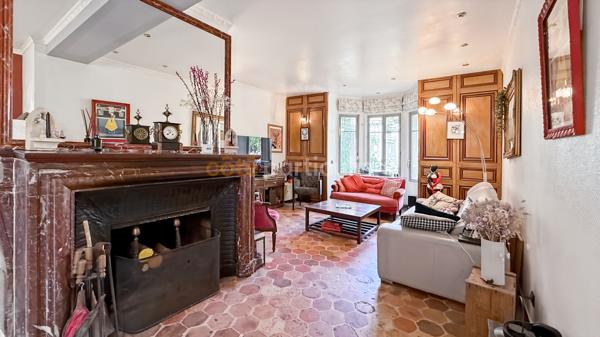 Vente
                Maison108 m² - 5 Pièces -
                    BOISSY ST LEGER (94470)