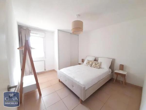 Appartement à louer 2 pièces 44.11m² Béziers (34500)