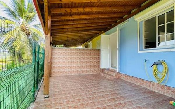 Maison à louer    5 pièces •  Baie-Mahault