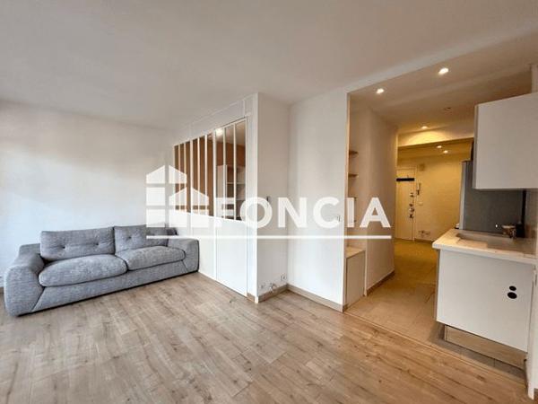 Location Appartement 2 pièces 40.4 m² - LES JUMEAUX Saint Laurent Du Var 06700