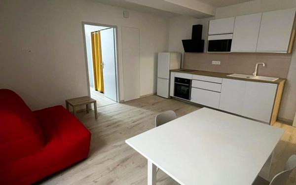 Appartement à louer    2 pièces •  Aire-sur-l'Adour