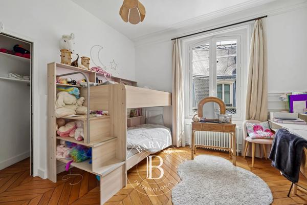 Paris 7ème, Appartement 3 Chambres -  119 m² à vendre