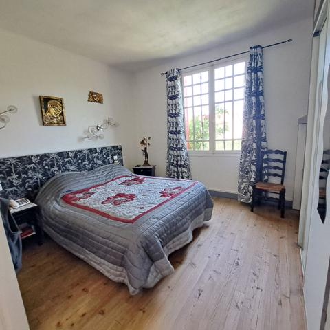 A VENDRE MAISON 130M² / JARDIN 1600 M² / DEPENDANCE 80 M² / ABRI VOITURE