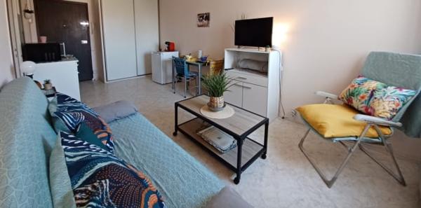 Annexe + appartement + parking