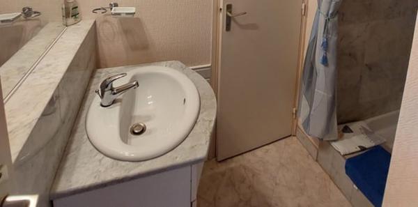 Annexe + appartement + parking