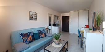 Annexe + appartement + parking